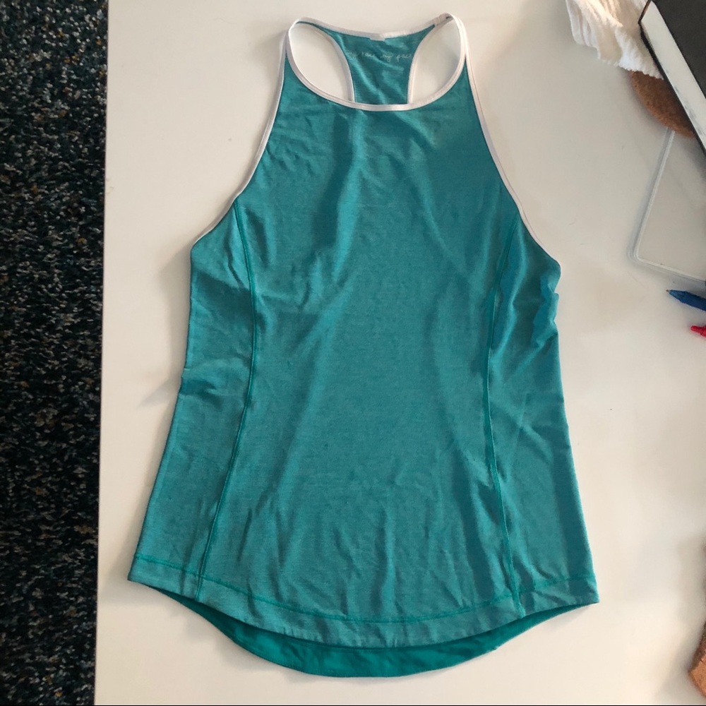 Lululemon tank top